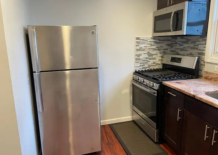 Jd Apartment And House
